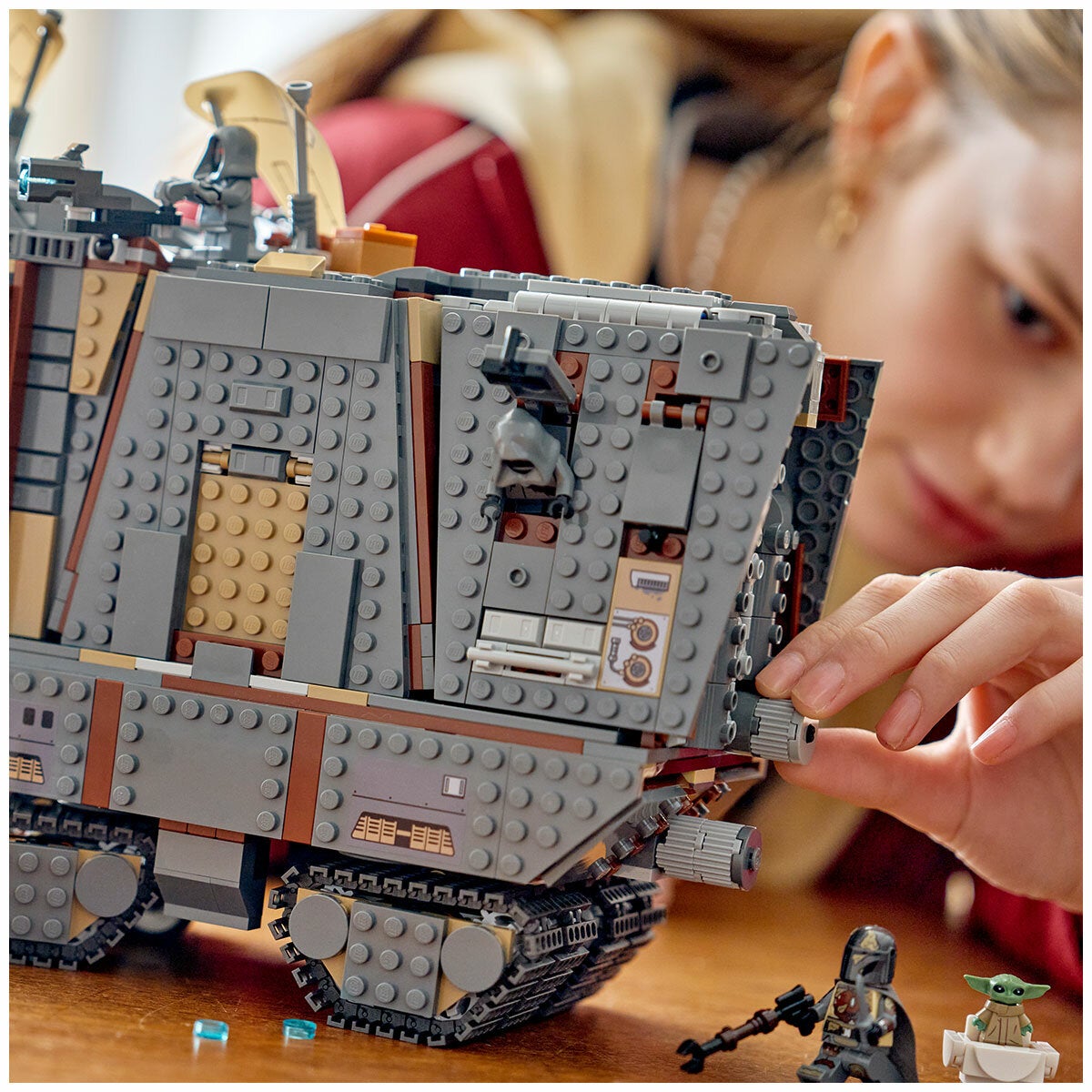 LEGO Star Wars Offworld Sandcrawler and Mudhorn 75453