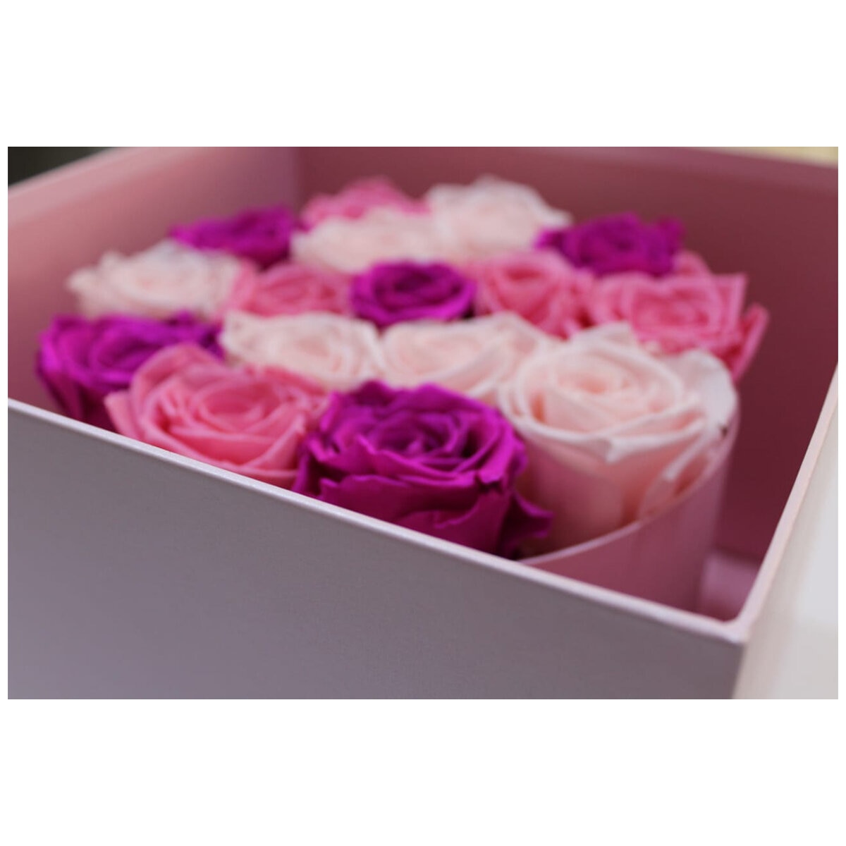 Preserved Mixed Pink Roses Hat Box