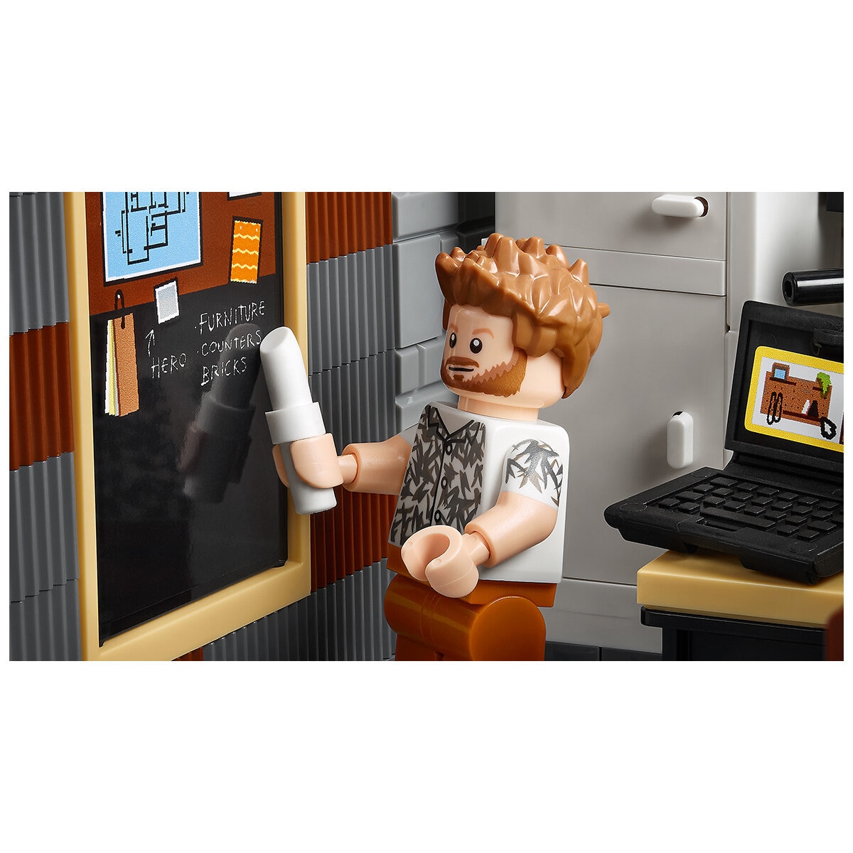 LEGO Icons Queer Eye - The Fab 5 Loft 10291