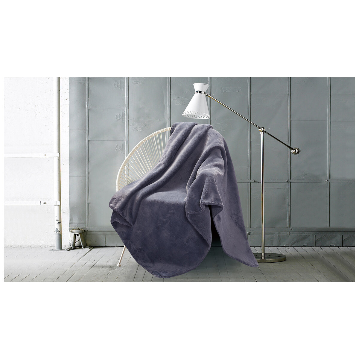 Amari Luxury Velvet Throw 152cm x 177cm Blue