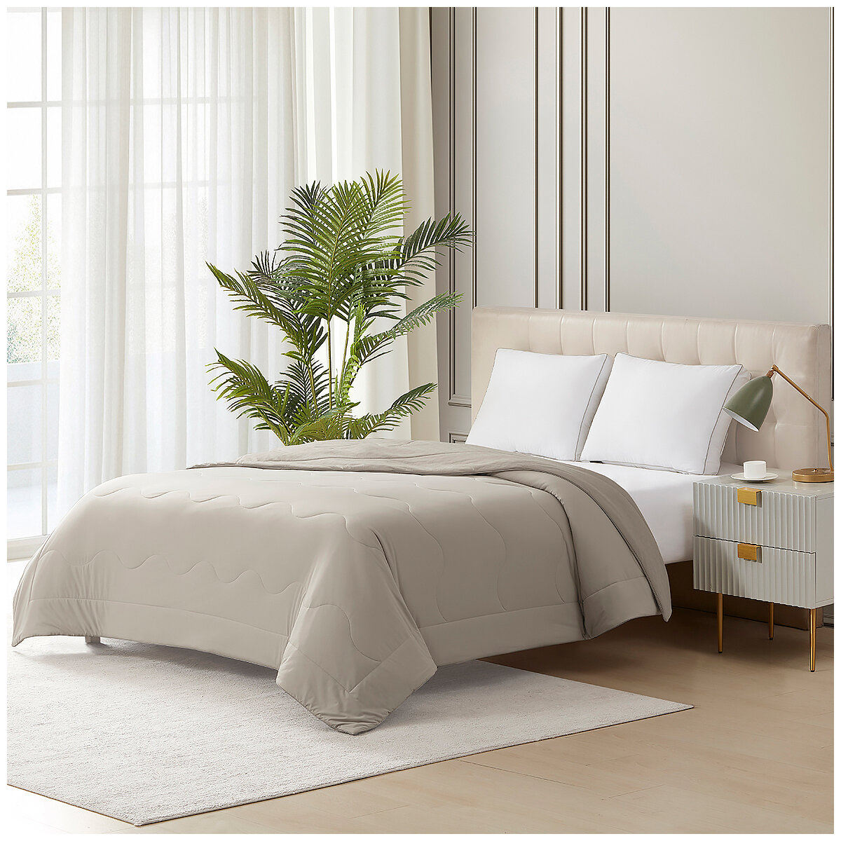 Hotel Grand EternaCool Cooling Comforter Queen