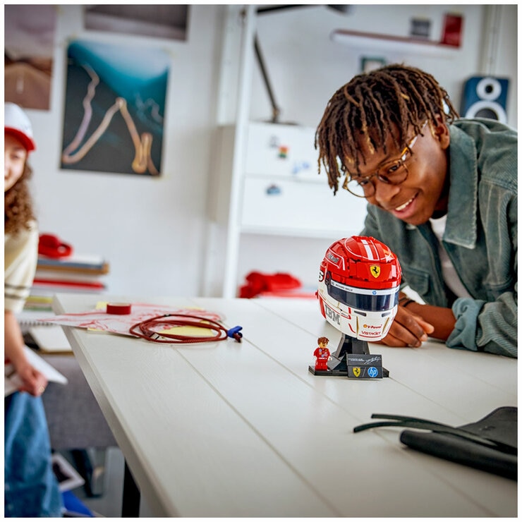 LEGO Editions Scuderia Ferrari HP 43014
