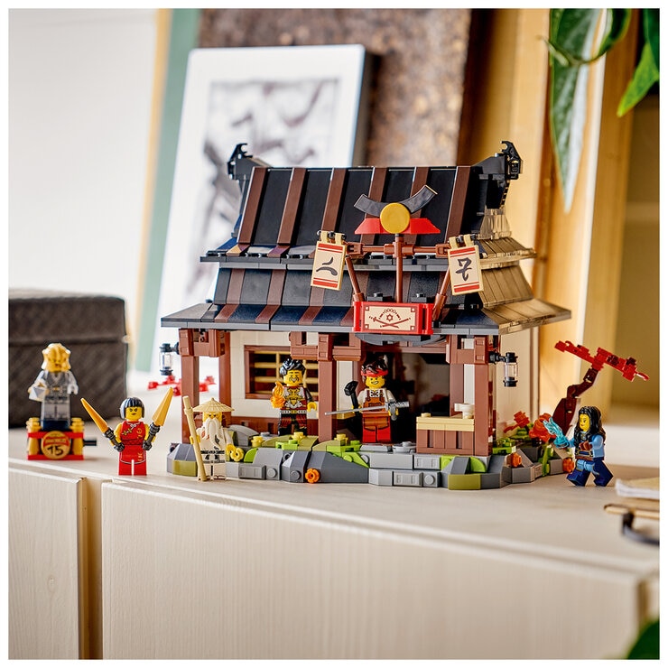 LEGO NINJAGO Four Weapons Blacksmith 15th Anniversary 71858