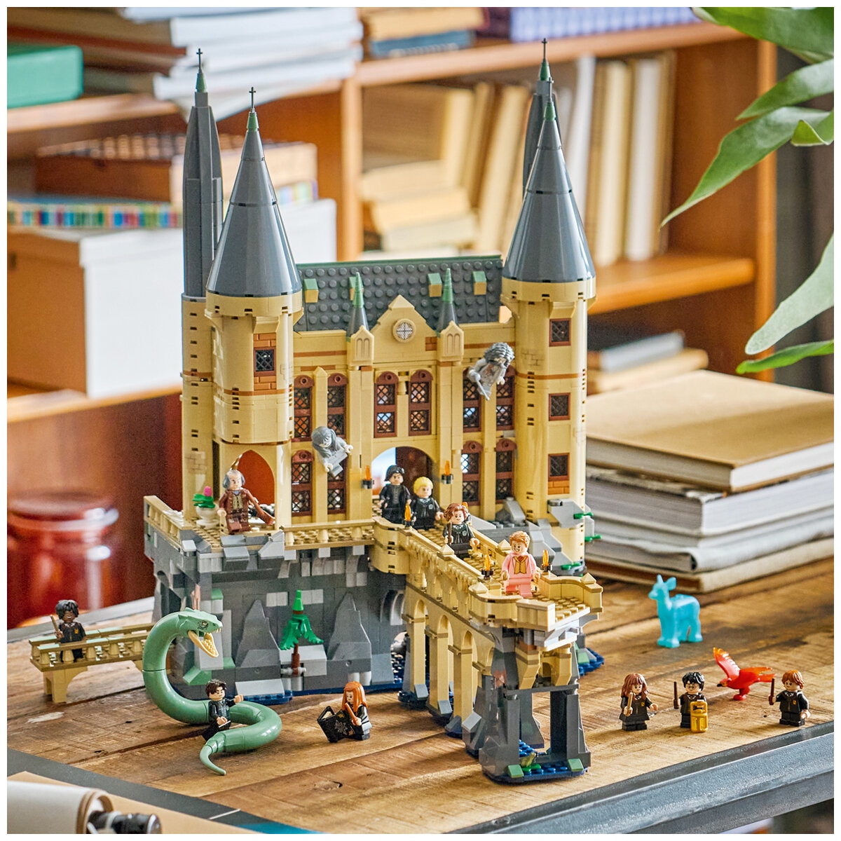 LEGO Harry Potter Hogwart Castle: East Wing Set 76473 LEGO Harry Potter Hogwart Castle: East Wing Set 76473