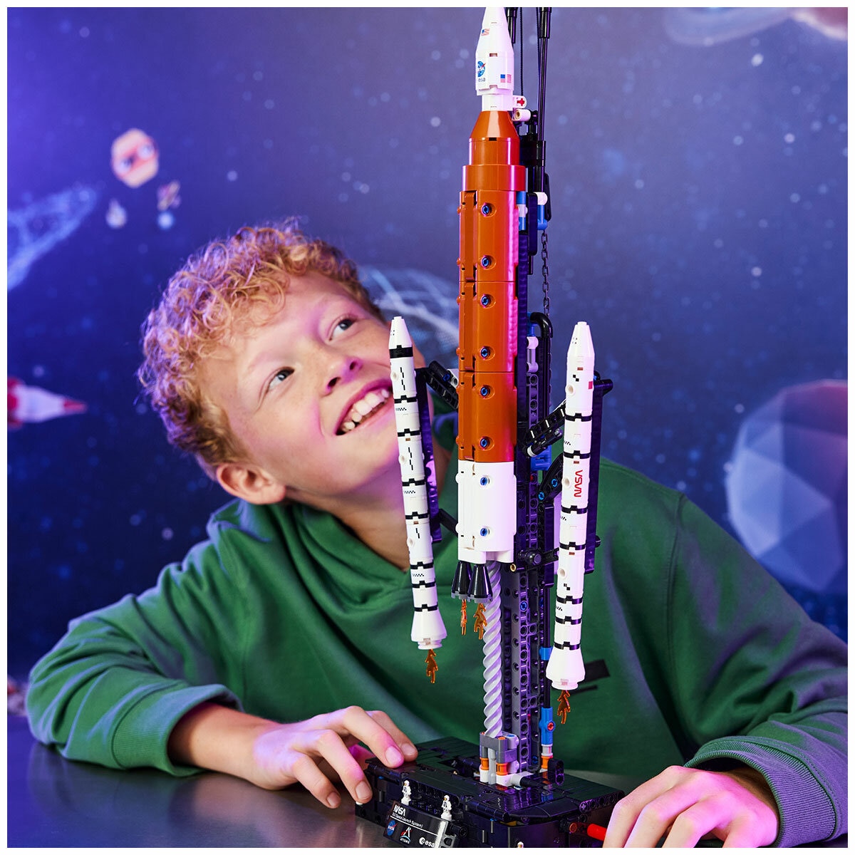 LEGO Technic NASA Artemis Space Launch System Rocket 42221