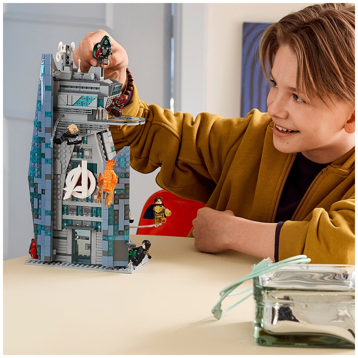 LEGO Marvel Avengers: Doomsday New Avengers Tower 76352
