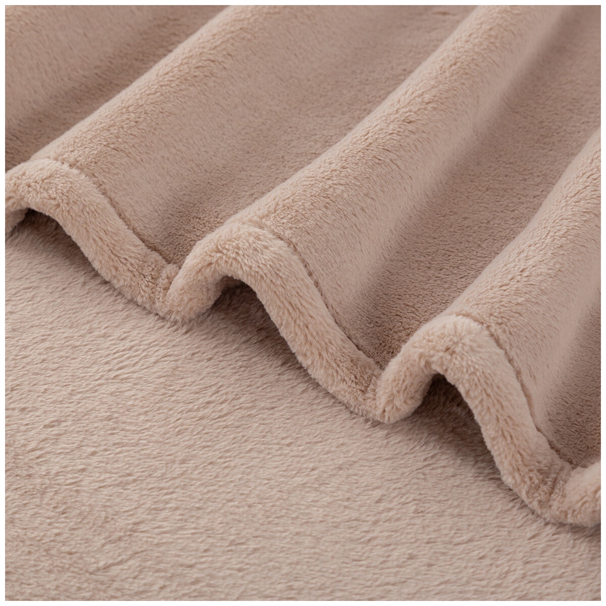 Berkshire Luxe Loft Blanket Queen