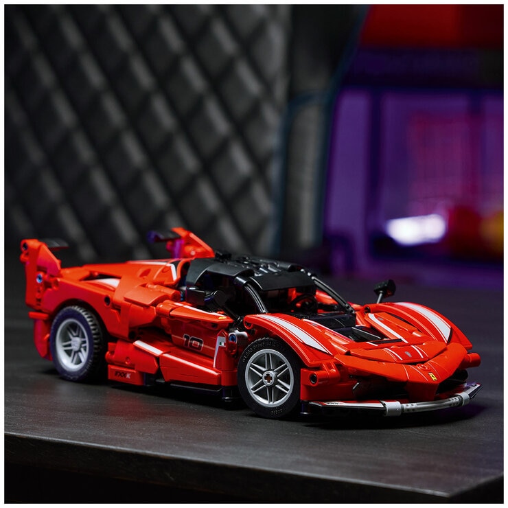 LEGO Technic Ferrari FXX K Model 42212/ LEGO Technic Ferrari FXX K Model 42212/