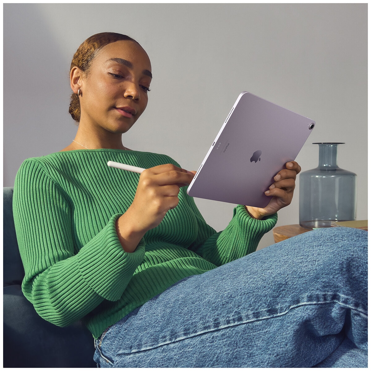 iPad Air 13 Inch Wi-Fi 512GB Purple M2