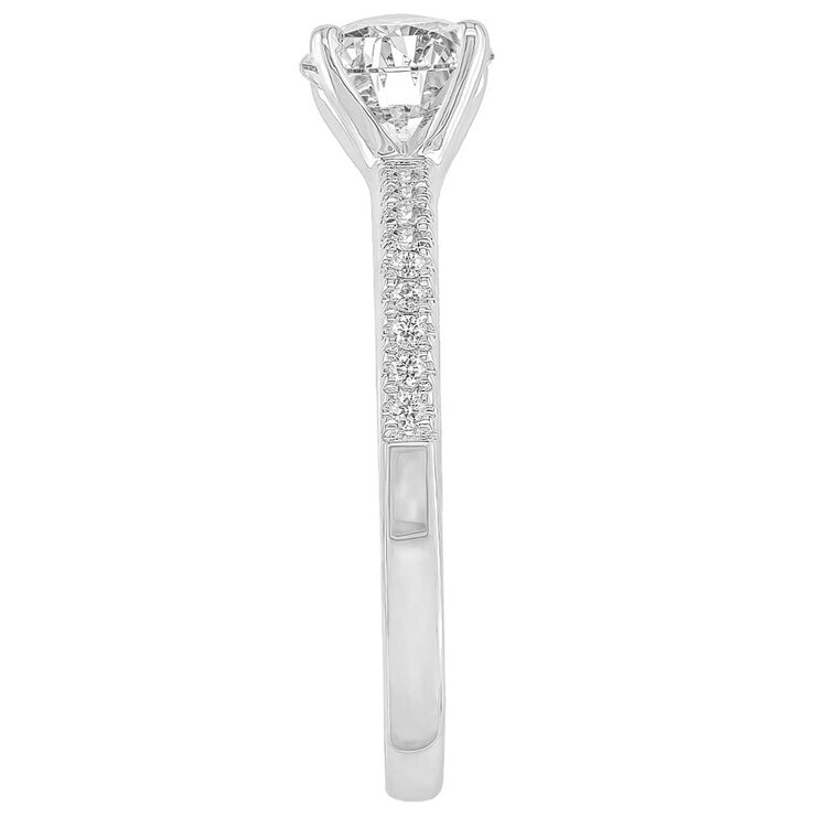 18KT White Gold 1.1ctw Diamond Engagement Ring