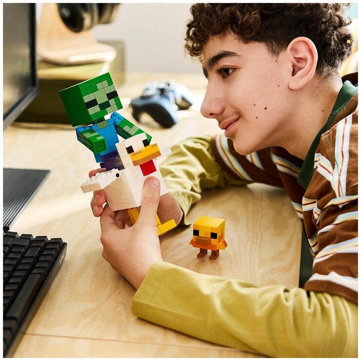 LEGO Minecraft Chicken Jockey 21582
