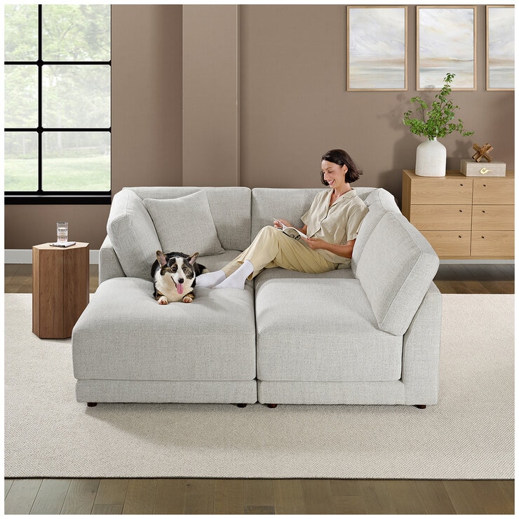 Aiden & Ivy 4 Piece Fabric Modular Sofa With 2 Pillows