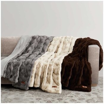 Frye Luxe Faux Fur Throw 152 x 178cm