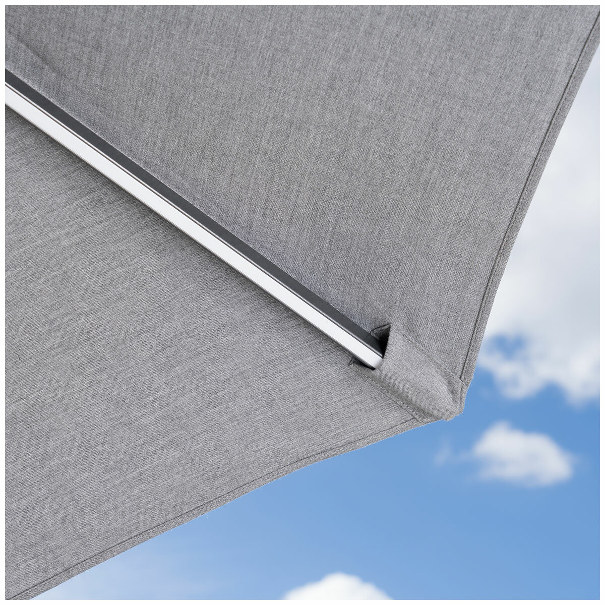 SunVilla Gray LED Market Umbrella 3M (2)