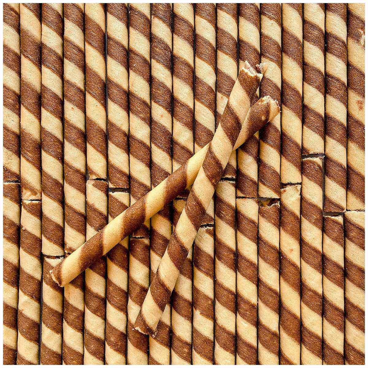 Alli & Rose Chocolate Wafer Sticks 700g - Grocery Online