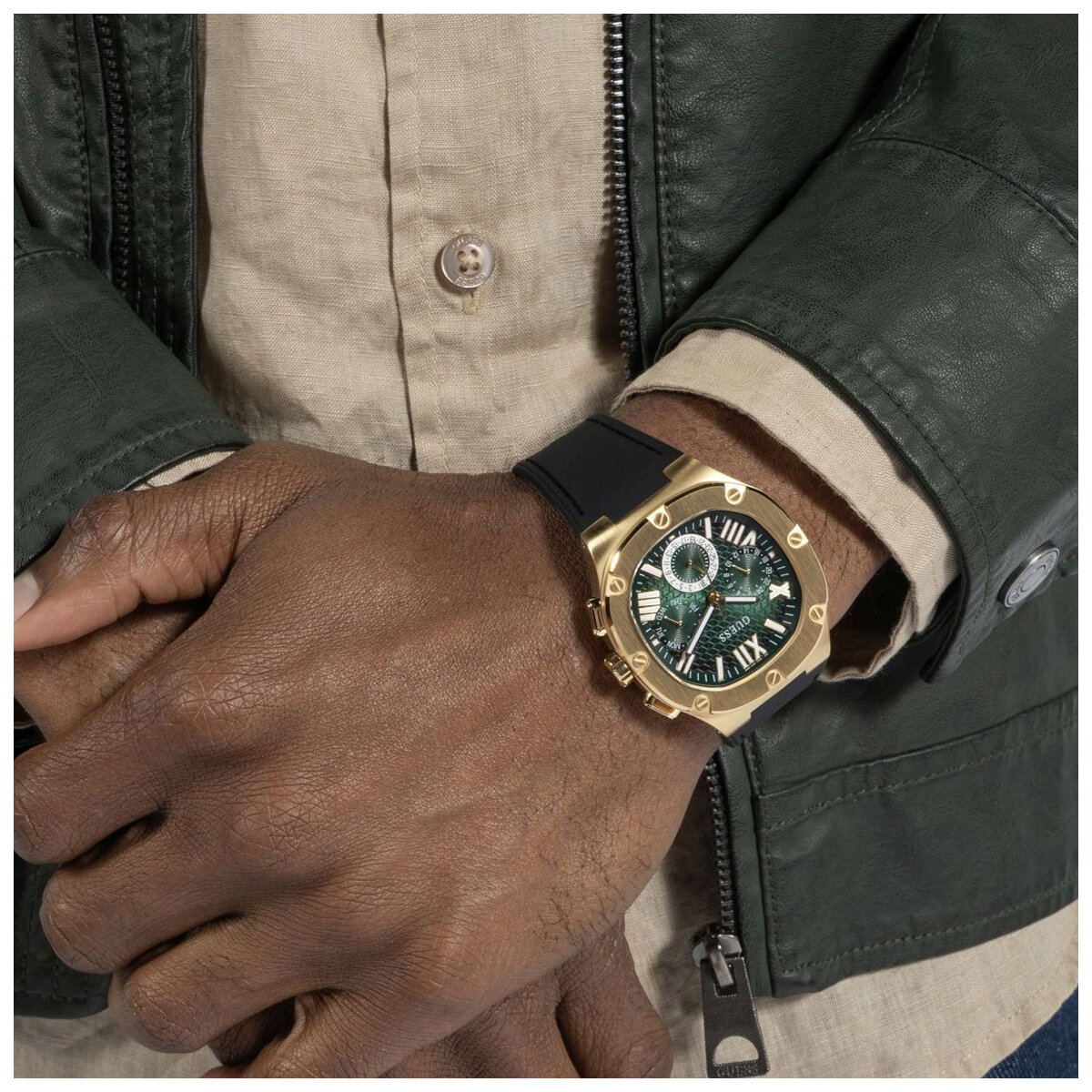 GUESSS Headline Black Gold Multi Function Men's Watch GW0571G