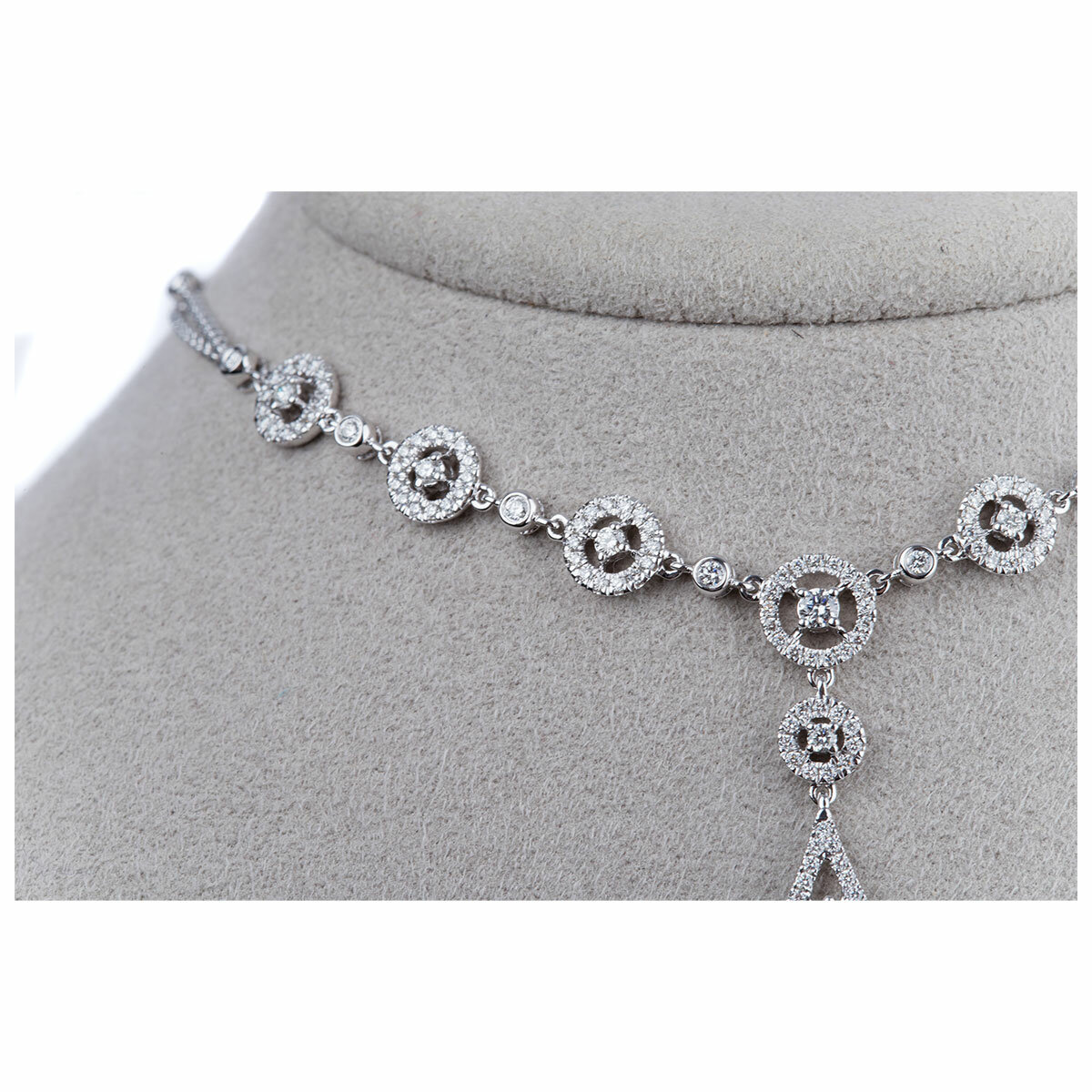 18KT White Gold 2.75ctw Diamond Teardrop Necklace