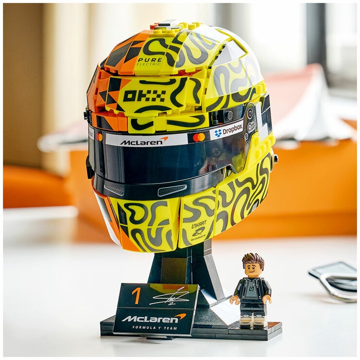 LEGO McLaren Mastercard F1 Team Lando Norris Helmet 43023 LEGO McLaren Mastercard F1 Team Lando Norris Helmet 43023