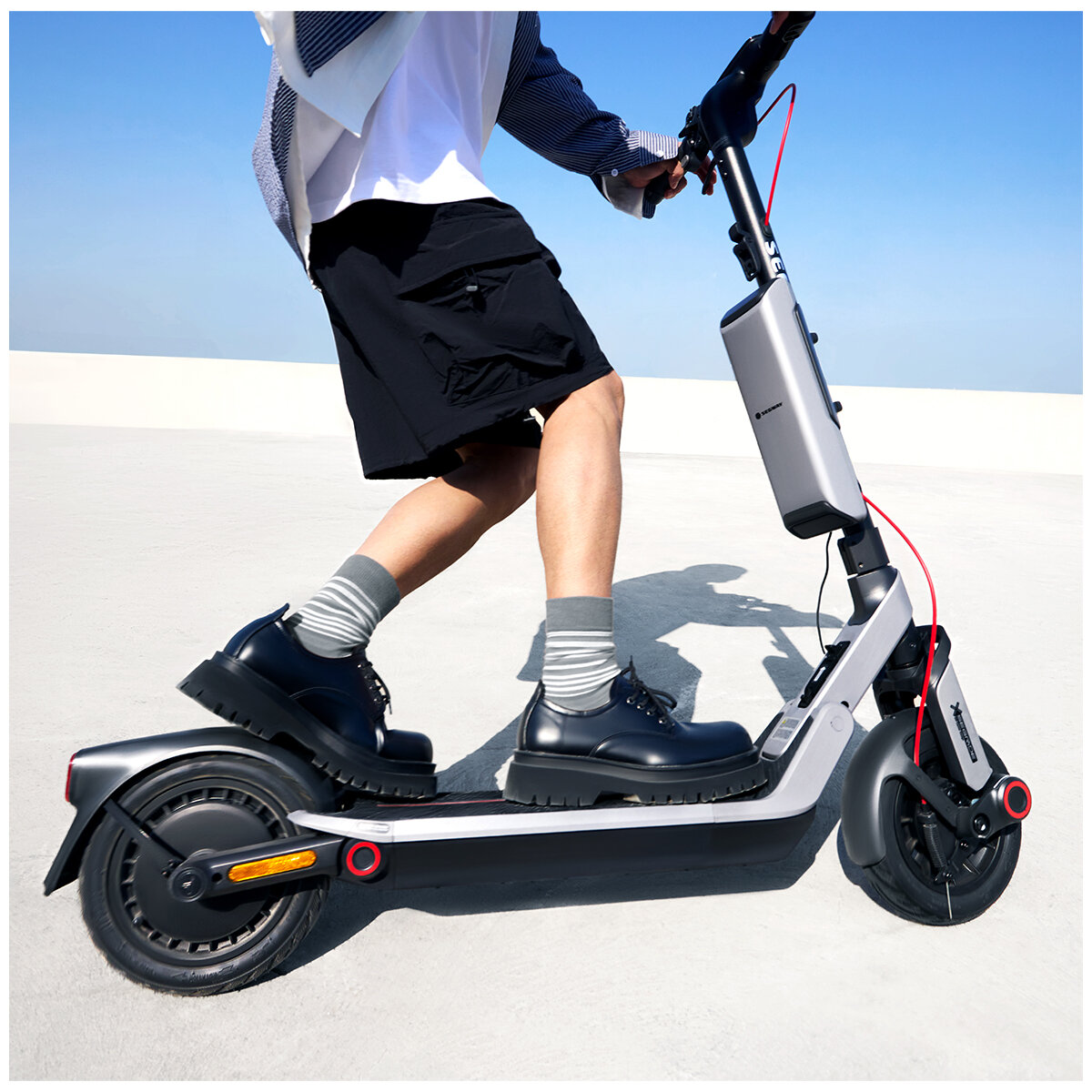 Segway E3 Pro Electric Scooter SEGW-E3-PRO Segway E3 Pro Electric Scooter SEGW-E3-PRO