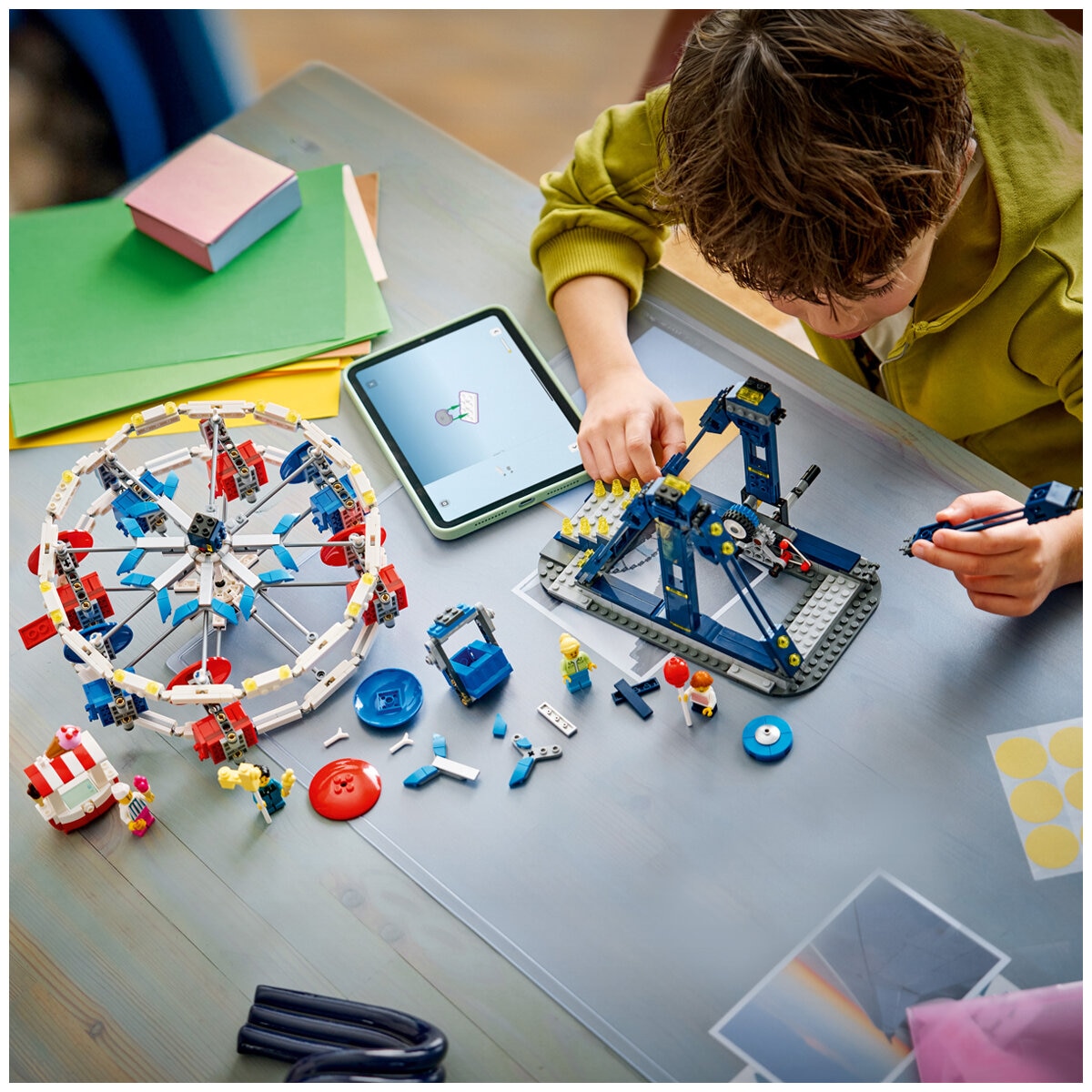 LEGO Creator 3 in 1 Iconic Ferris Wheel Building Toy 31389 LEGO Creator 3 in 1 Iconic Ferris Wheel Building Toy 31389