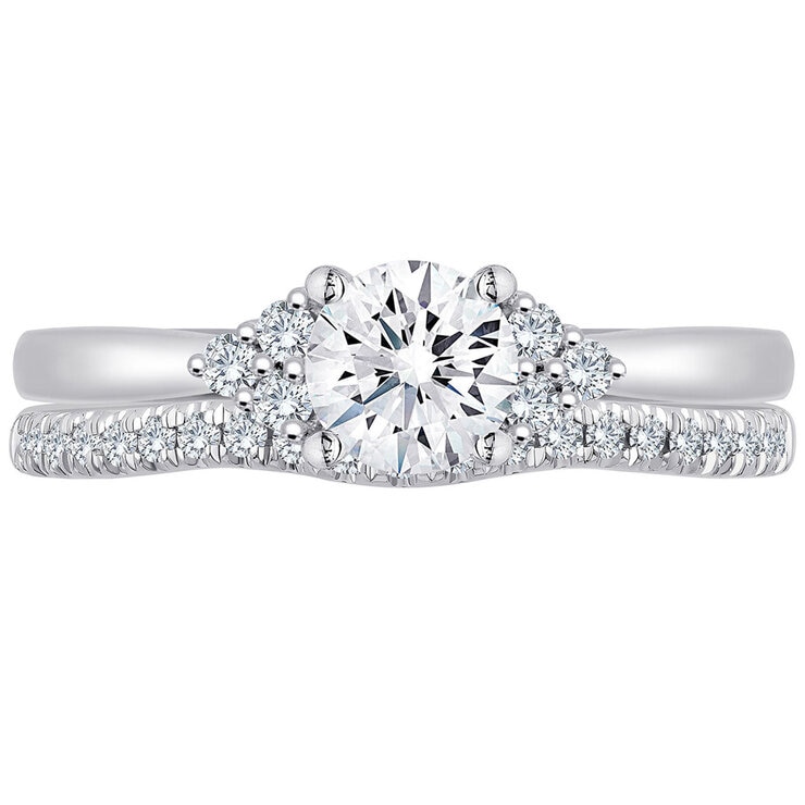 18KT White Gold 0.85ctw Diamond Bridal Set With 0.60ctw Centre