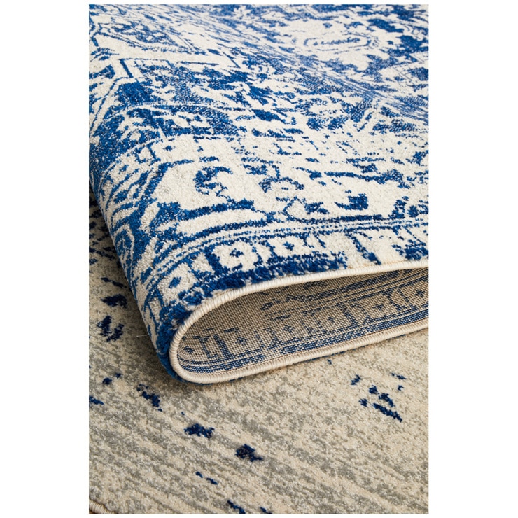 Evoke 253 - White/Navy Evoke 253 - White/Navy