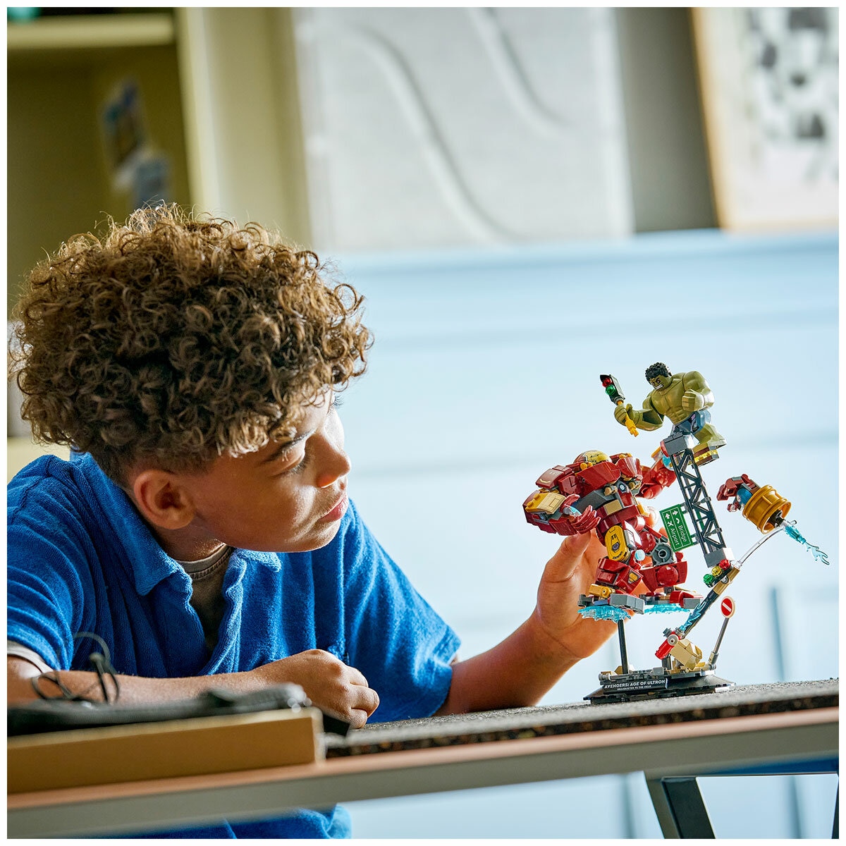 LEGO Marvel Epic Battle Hulkbuster vs. The Hulk 76343