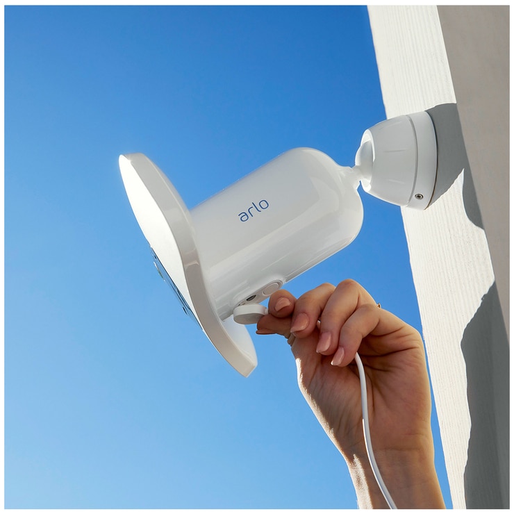 Arlo Pro 3 Floodlight Camera + Outdoor Charging Cable Costco Australia