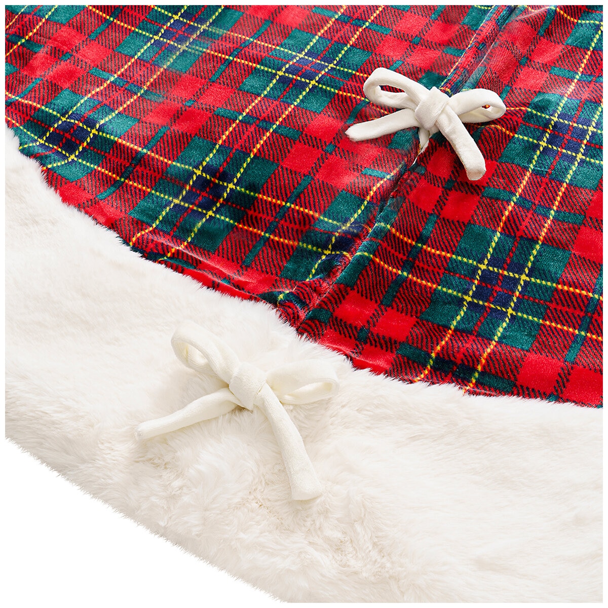 Mon Chateau Faux Fur Tree Skirt Plaid