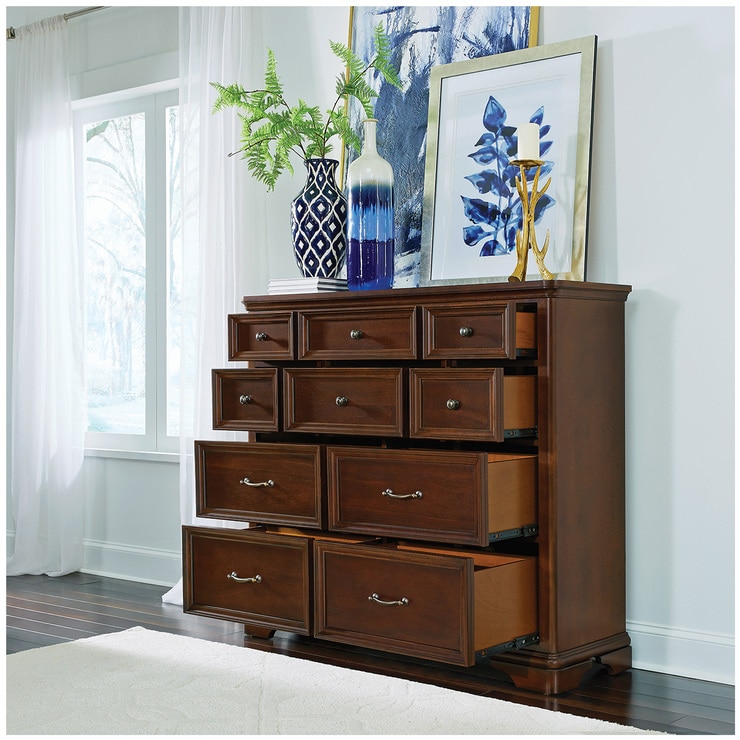 Universal Broadmoore Crosby Gentleman's 10 Chest Drawer Costco Australia