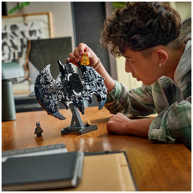 LEGO Super Heroes DC Batman Logo 76330