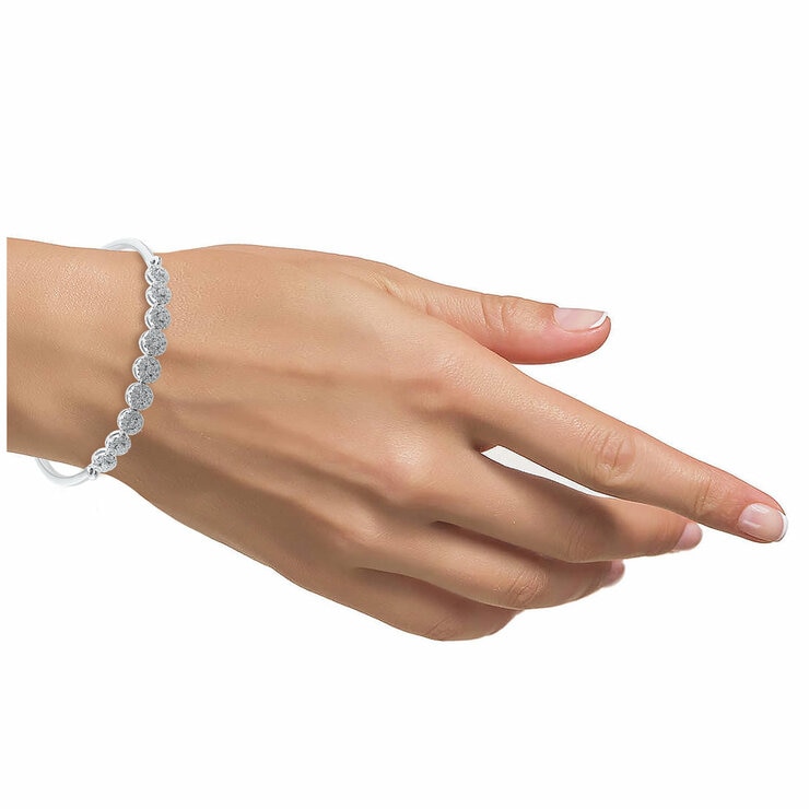 18KT White Gold VS2 I 0.75ctw Diamond Ball Bangle