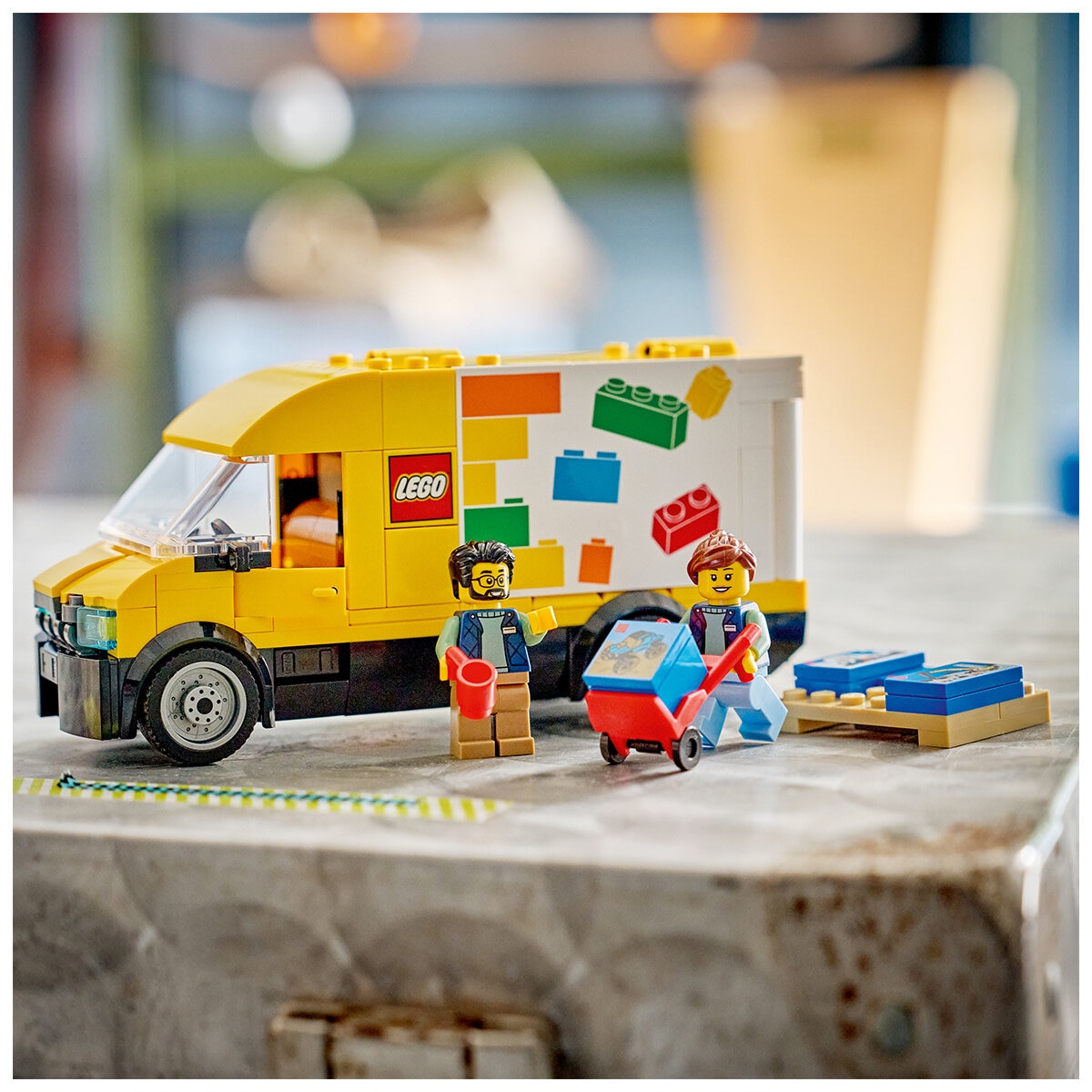LEGO City The LEGO Van 60500