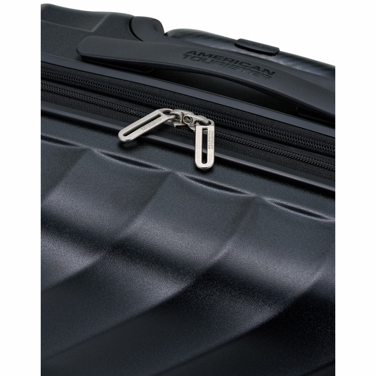 American Tourister Concentrix 3 Piece Luggage Set American Tourister Concentrix 3 Piece Luggage Set