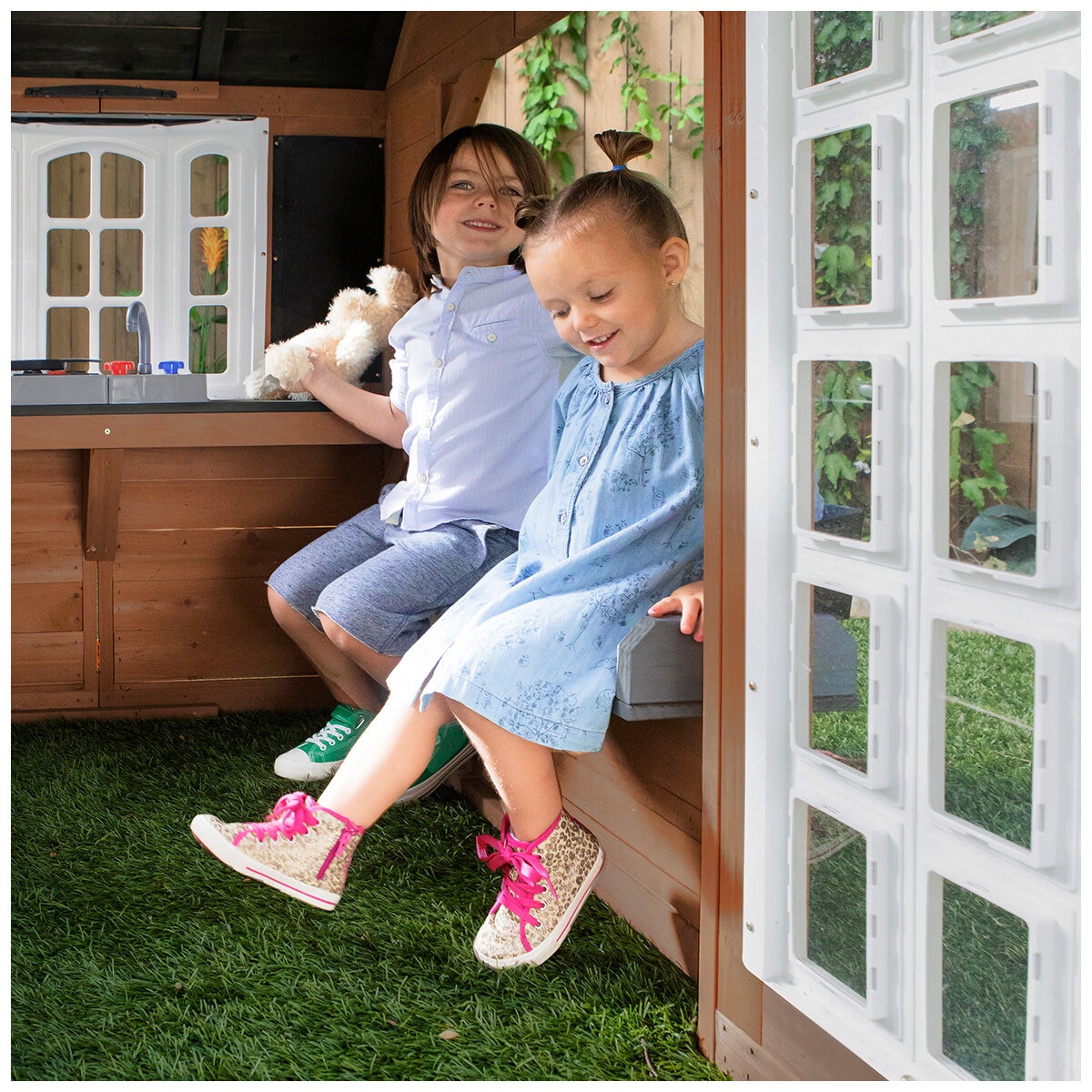 KidKraft Autrium Breeze Playhouse