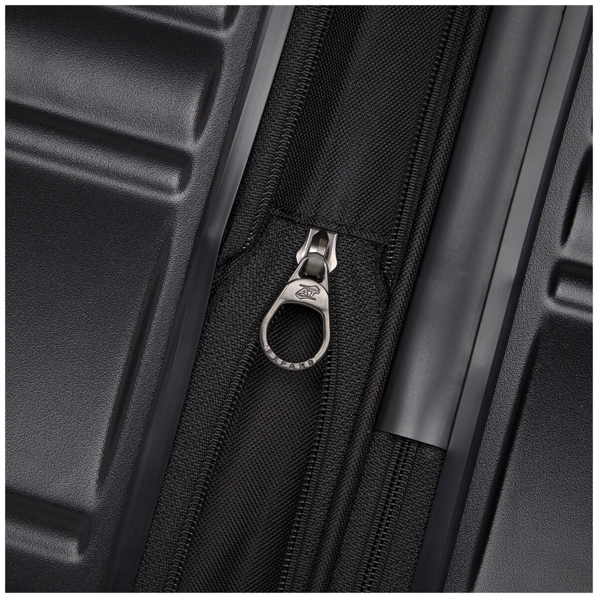 American Tourister Tranquil 3 Piece Luggage Set Black