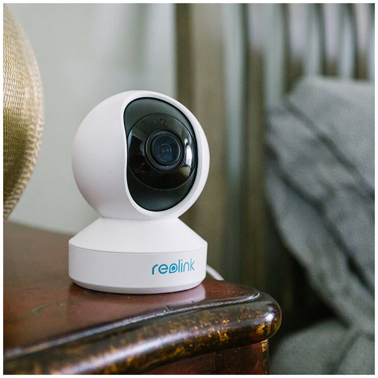 Reolink 2 Pack Indoor Powered WiFi Camera 4K8MP with Zoom x 3 WCEZ8MP05PTAFW2P