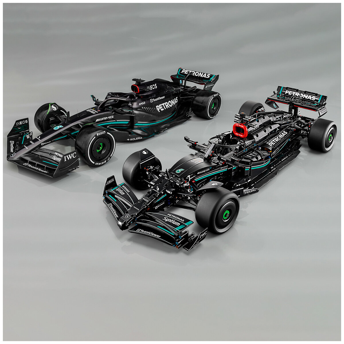 Technic Mercedes-AMG F1 W14 E Performance 42171