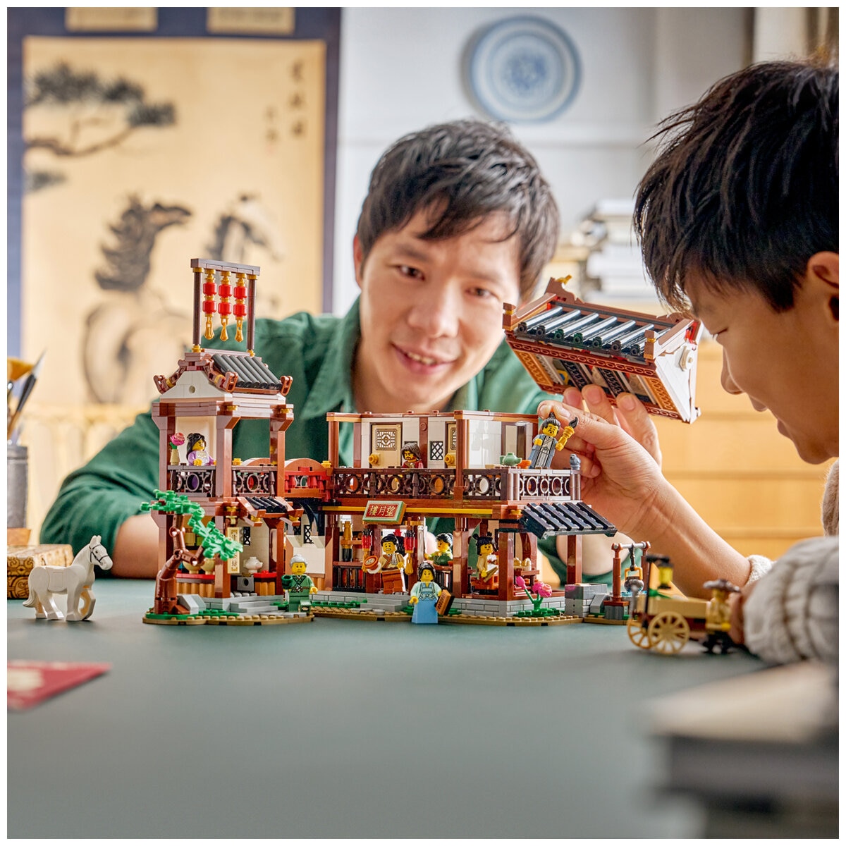 LEGO Chinese Festivals Ancient Moon-Gazing Inn Building Set 80121 LEGO Chinese Festivals Ancient Moon-Gazing Inn Building Set 80121