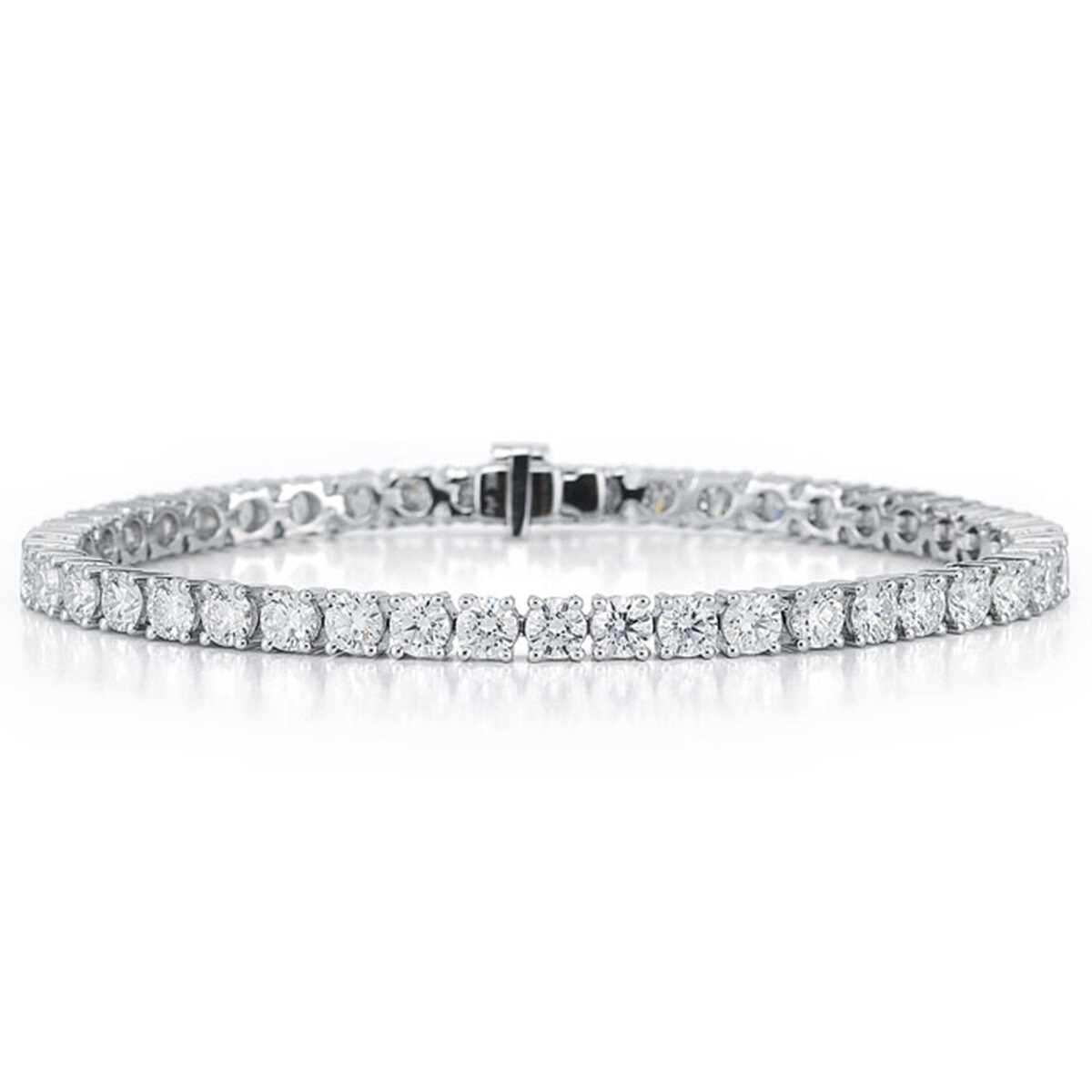 18KT White Gold 4.20ctw Diamond Tennis Bracelet