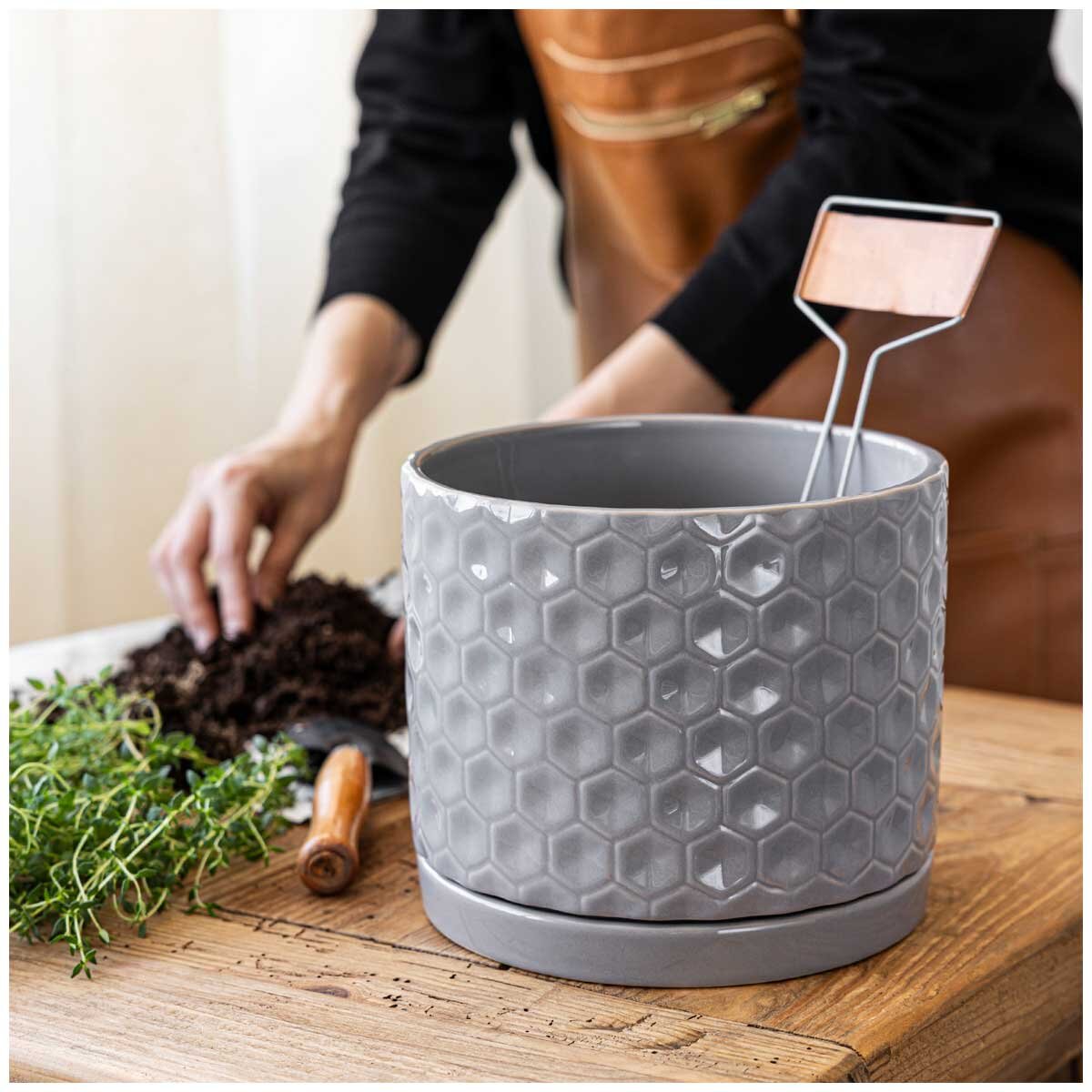 over&back Set of 2 Honeycomb Ceramic Planters