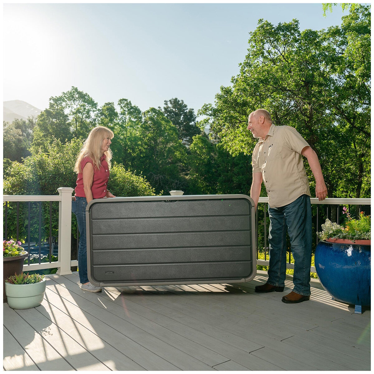 Lifetime 624.5 Litre Modern Storage Deck Box/