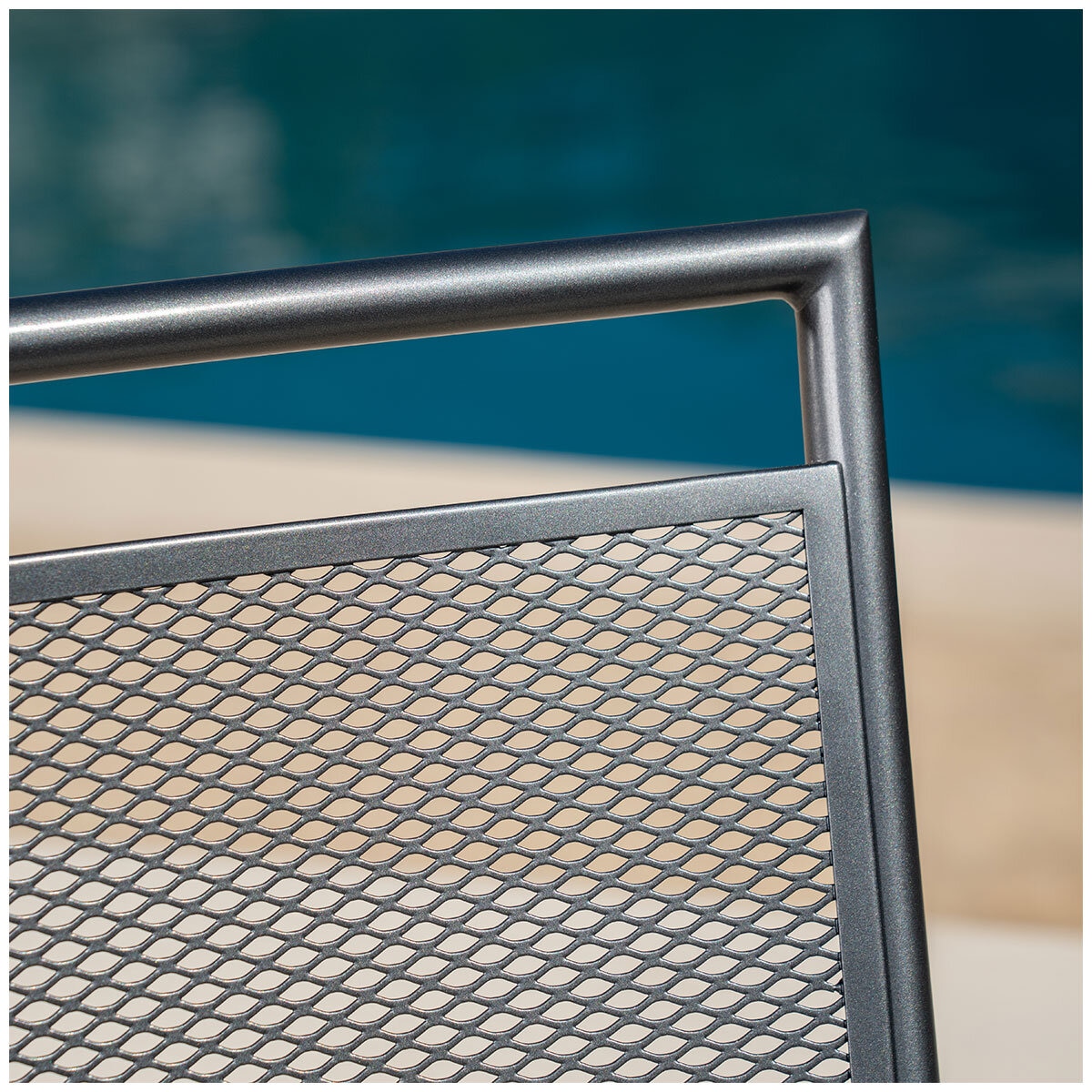 Sunvilla KD Mesh Bench