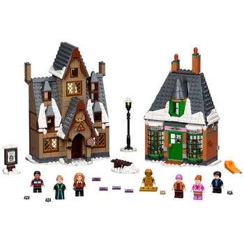 LEGO® Harry Potter Hogsmeade™ Village Visit 76388