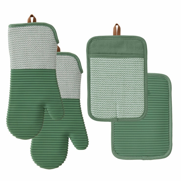 Threadmade Mitt & Pot Holder Threadmade Mitt & Pot Holder