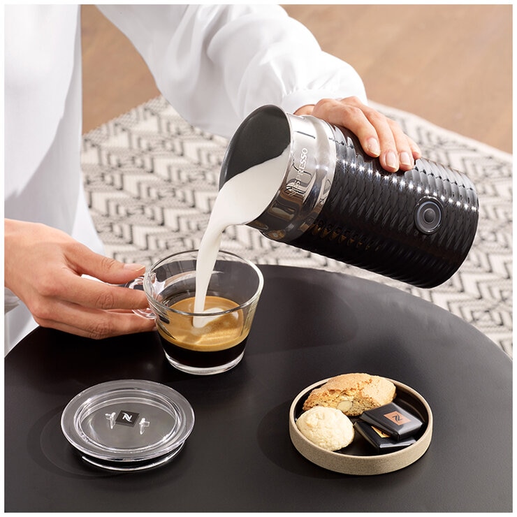 De'Longhi Nespresso Vertuo Pop Iced Value Pack ENV90.AAEICE
