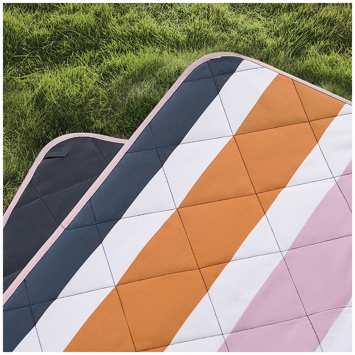 Hunter Outdoor Picnic Blanket Block Stripe Blue Multi Hunter Outdoor Picnic Blanket Block Stripe Blue Multi