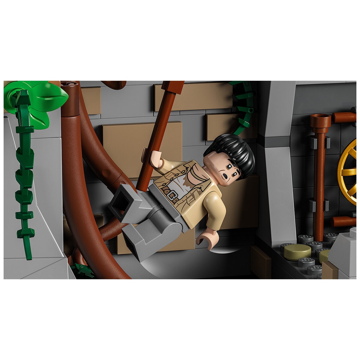 LEGO Indiana Jones Temple of the Golden Idol 77015