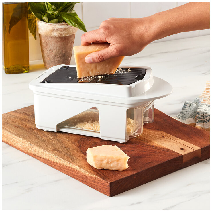 MIU Vegetable Chopper And Slicer 11 Piece Set