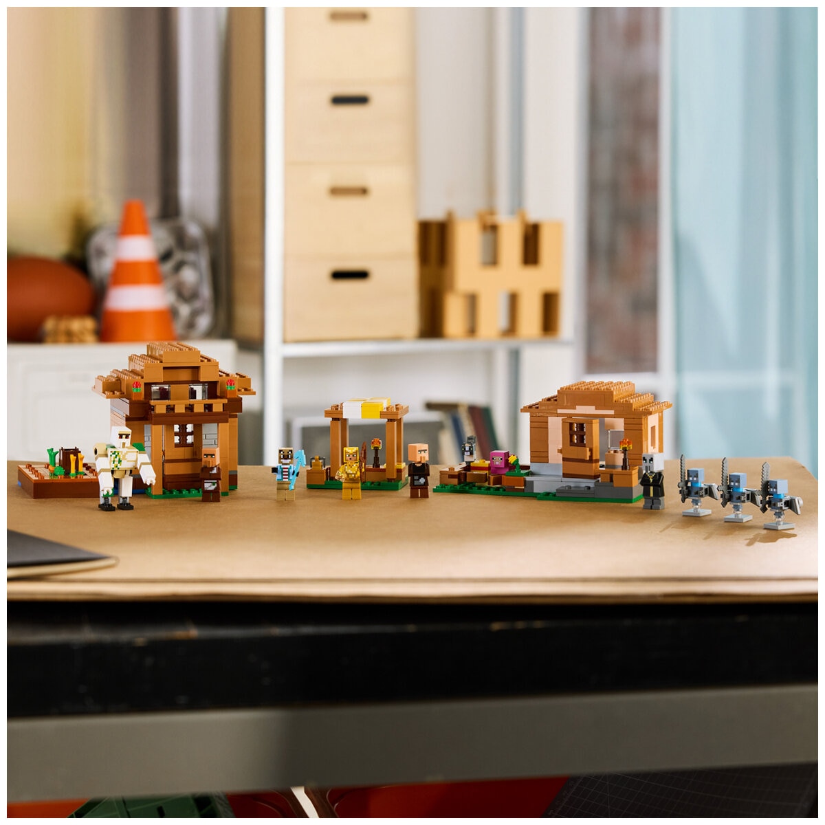 LEGO Minecraft Evoker Village Attack 21596 LEGO Minecraft Evoker Village Attack 21596